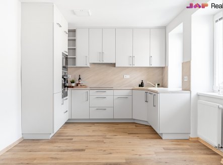 Pronájem bytu, 3+kk, 70 m²