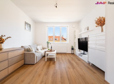 Pronájem bytu, 2+1, 73 m²