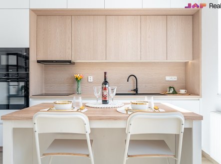 Pronájem bytu, 2+1, 73 m²