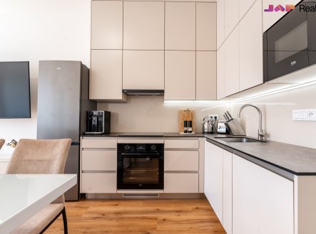 Pronájem bytu, 2+kk, 90 m²