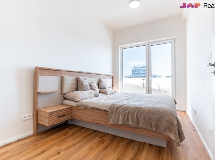 Pronájem bytu, 2+kk, 90 m²