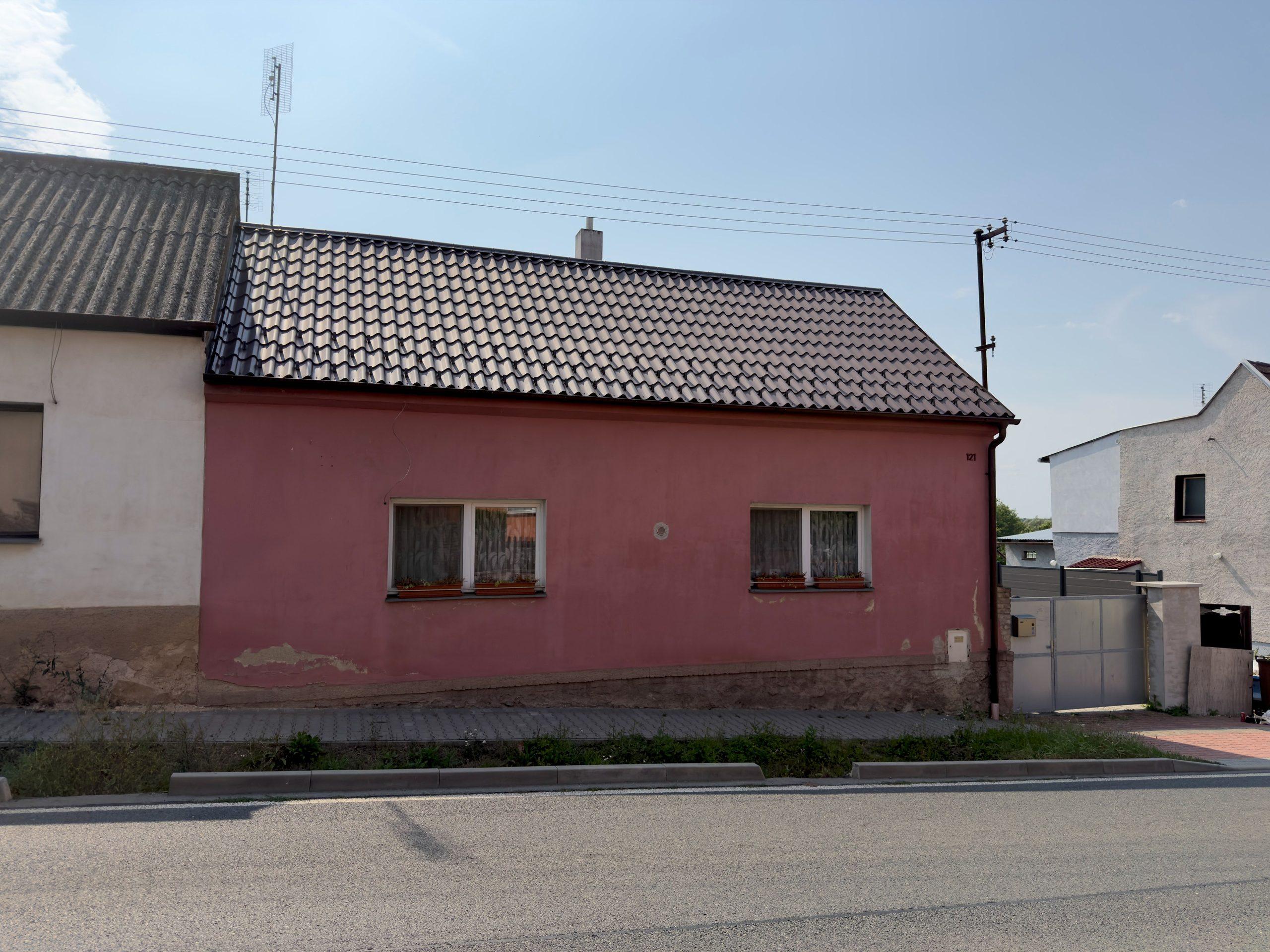 Dům z ulice