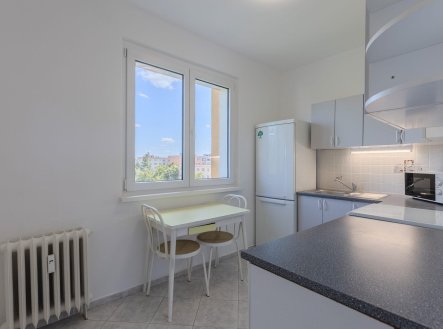 Pronájem bytu, 2+1, 53 m²