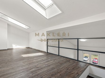 Prodej bytu, atypický, 56 m²