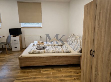 Pronájem bytu, 1+kk, 29 m²