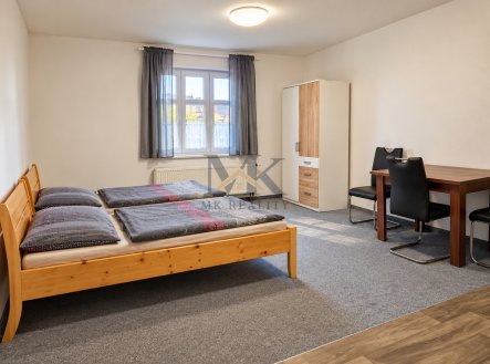 Pronájem bytu, 1+kk, 27 m²
