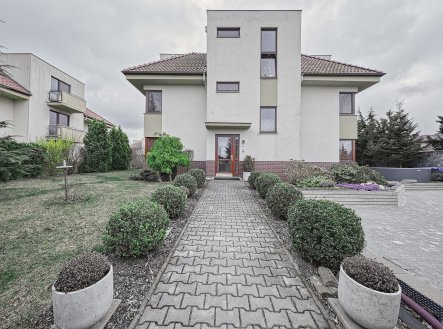 Pronájem bytu, 4+1, 88 m²