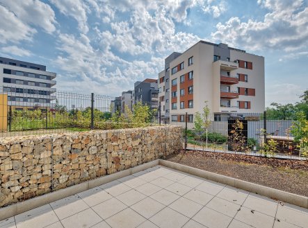 Pronájem bytu, 2+kk, 58 m²