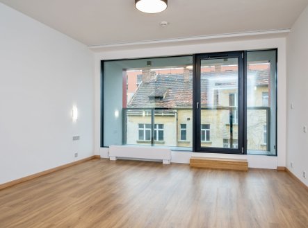 Pronájem bytu, 1+kk, 30 m² obrázek