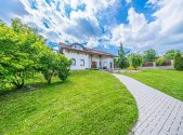 Prodej - dům/vila, 370 m²