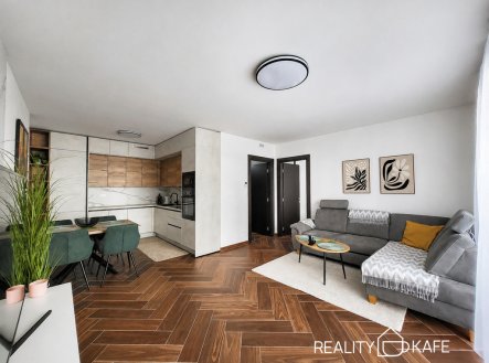 Pronájem bytu, 2+kk, 54 m²