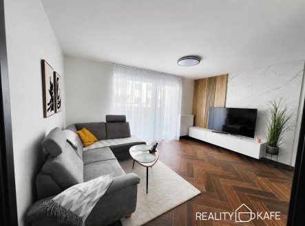 Pronájem bytu, 2+kk, 54 m²