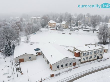 Prodej výrobní prostory, 2 031 m² obrázek