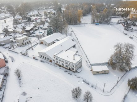 Prodej výrobní prostory, 2 031 m²