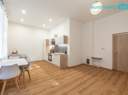 dsc-8756-hdr.jpg | Pronájem bytu, 3+kk, 77 m²