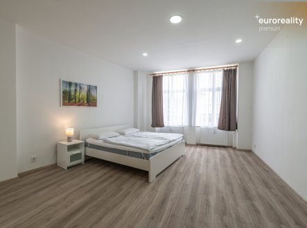Prodej bytu, atypický, 194 m²