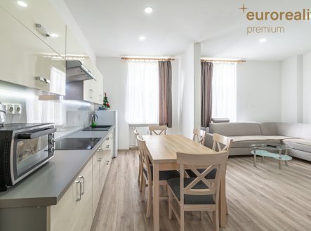 Prodej bytu, atypický, 194 m²