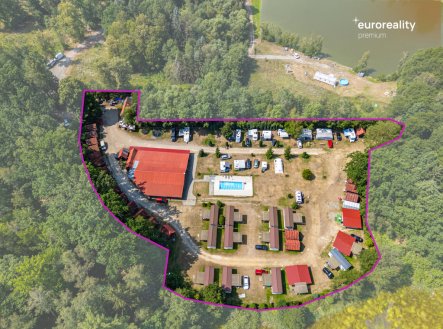 Prodej pozemku pro komerční výstavbu, 8 616 m²