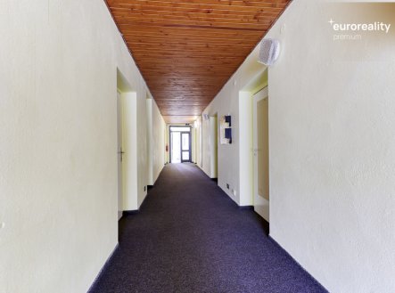 Prodej hotel, 1 960 m²