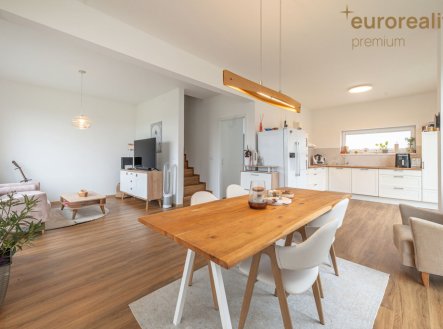 Pronájem domu/vily, 100 m²