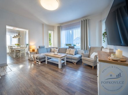 Prodej domu/vily, 256 m²