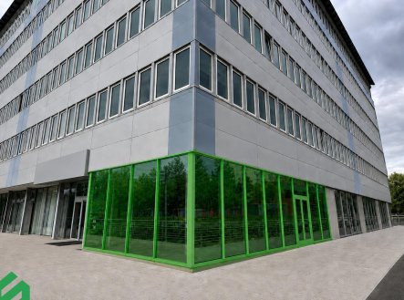Pronájem obchodní prostory, 120 m²