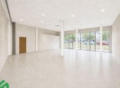 Pronájem - obchodní prostor, 154 m²