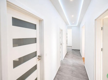 Pronájem bytu, 4+kk, 104 m²