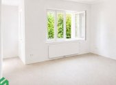 Pronájem bytu, 1+kk, 30 m²