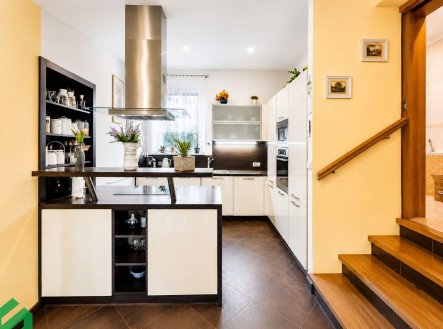 Pronájem bytu, 3+kk, 88 m²