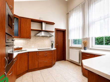 Pronájem bytu, 3+kk, 130 m²