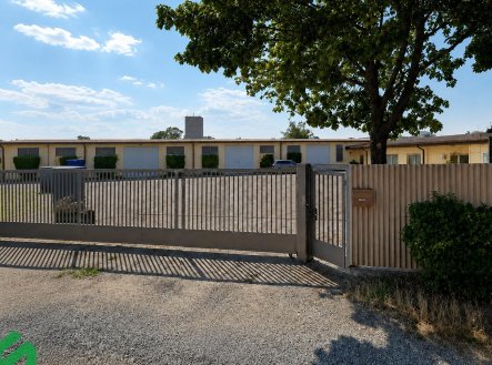 Pronájem skladu, 136 m²