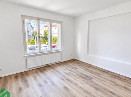 Pronájem bytu, 1+kk, 30 m²