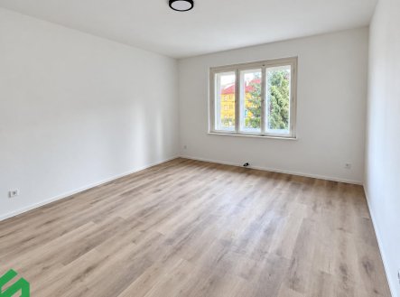 Pronájem bytu, 1+kk, 28 m²