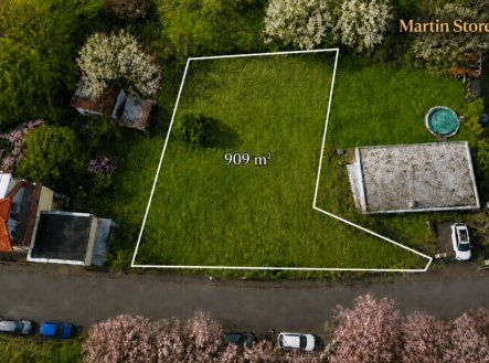 Prodej pozemku pro bydlení, 909 m²