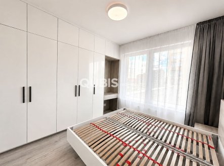 Pronájem bytu, 2+kk, 68 m²