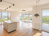 Pronájem bytu, 4+kk, 158 m²