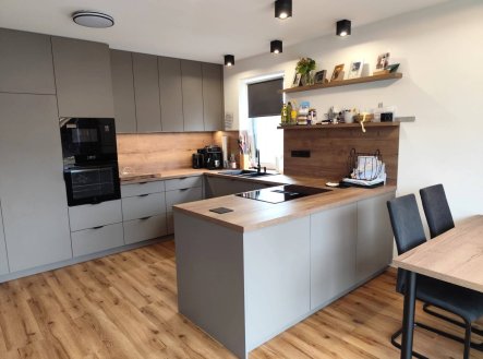 Prodej domu/vily, 180 m²