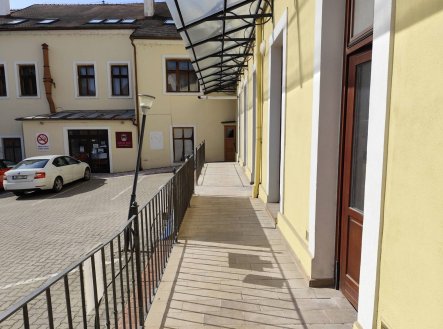 Pronájem obchodní prostory, 67 m²