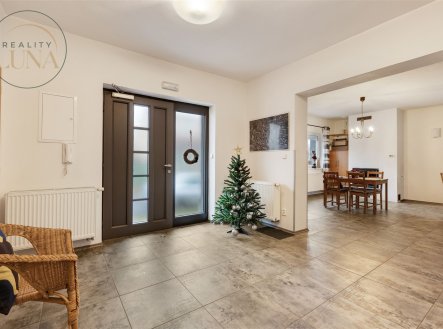 Prodej domu/vily, 376 m²