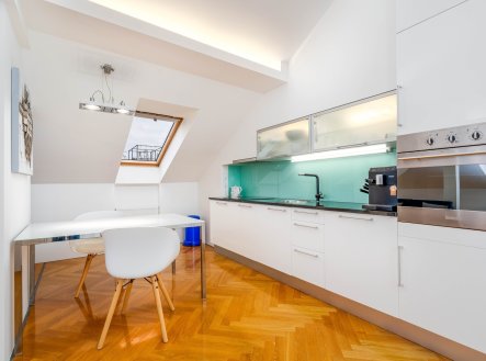 Prodej bytu, 2+kk, 92 m²
