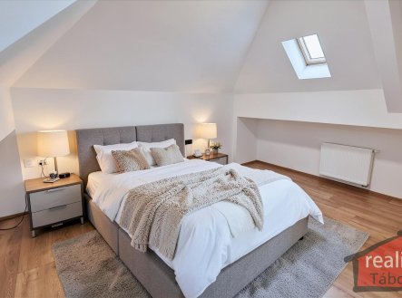 Prodej bytu, 2+kk, 82 m² obrázek