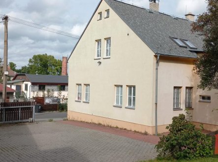 Prodej komerčního objektu, jiný, 305 m²