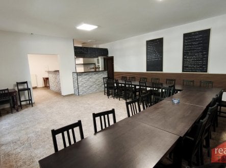 Prodej komerčního objektu, jiný, 266 m²