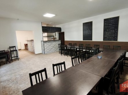 Prodej komerčního objektu, jiný, 266 m²
