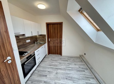 Pronájem bytu, 2+1, 47 m²