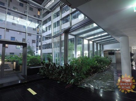 Pronájem kanceláře, 420 m²