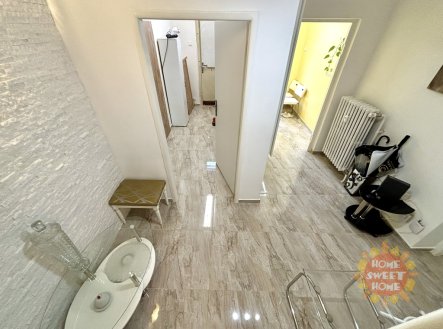 Pronájem jiné komerční nemovitosti, 18 m²