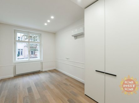 Pronájem bytu, 4+kk, 120 m²