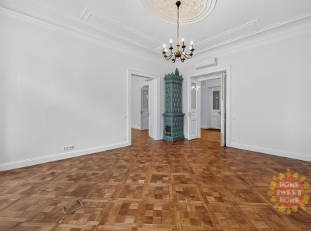 Pronájem kanceláře, 255 m²